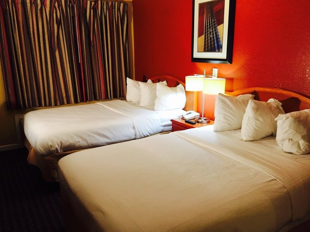 Vista Inn & Suites Beale Street メンフィス エクステリア 写真