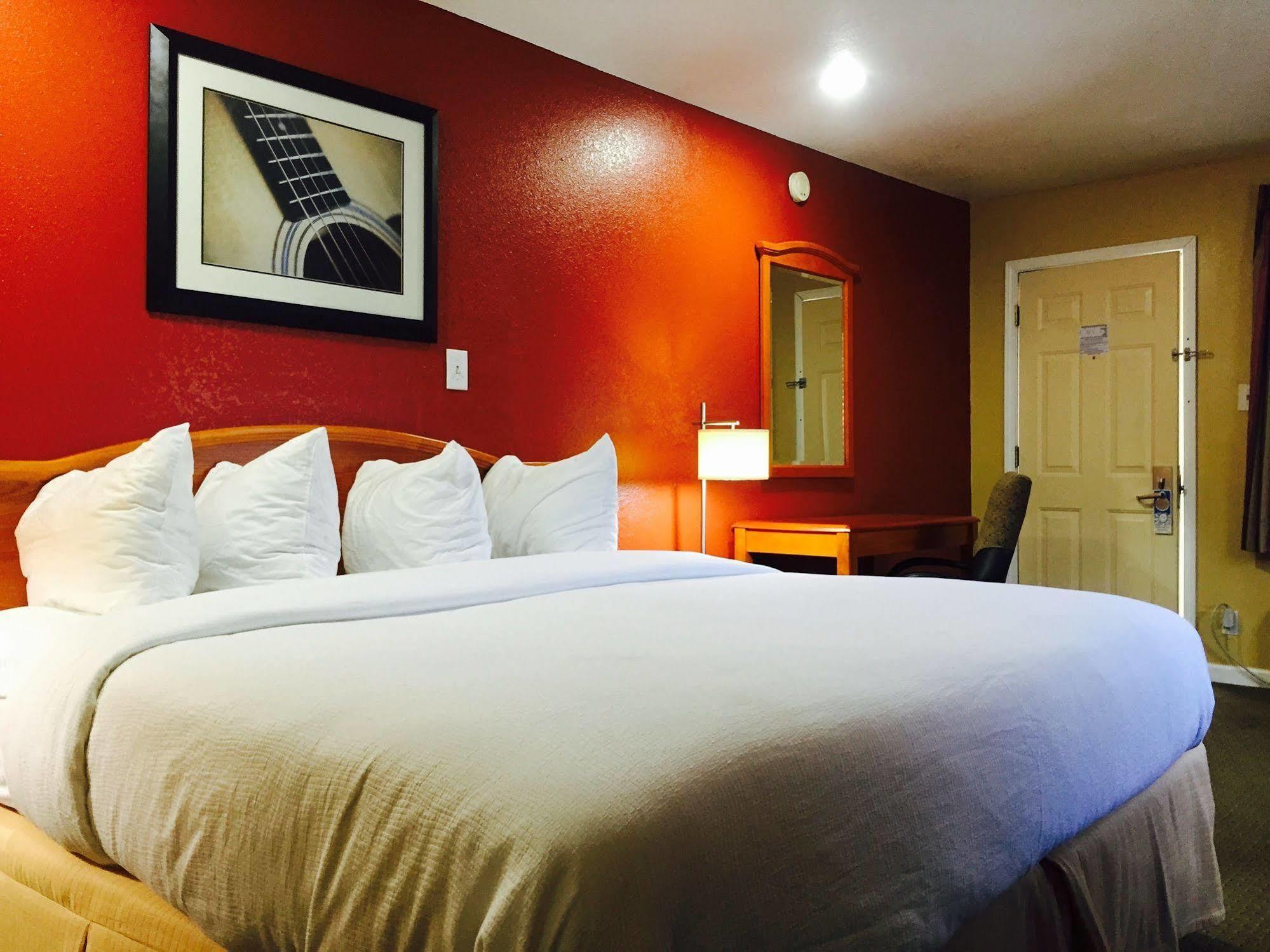 Vista Inn & Suites Beale Street メンフィス エクステリア 写真